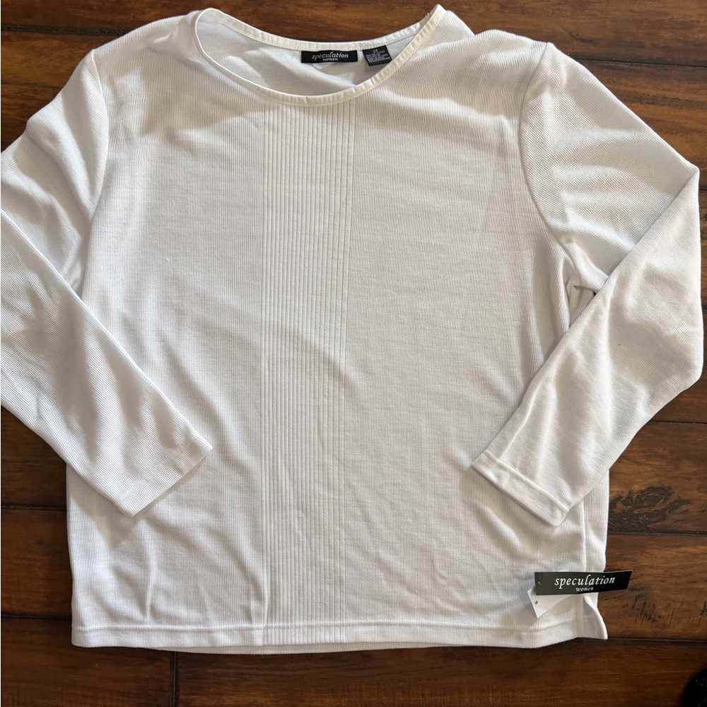 Speculation NWT White Rib-Detail Crewneck Top